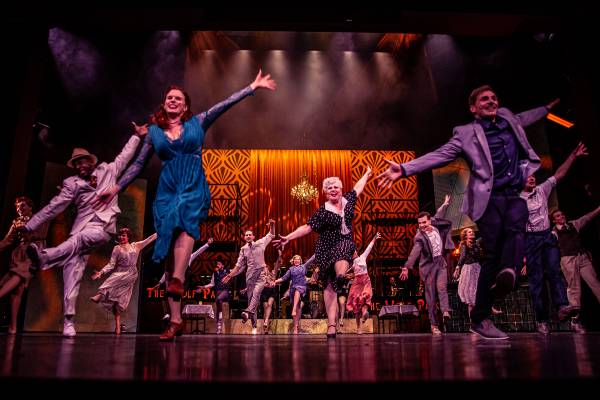 Musical - The Famous Door On Swing Street